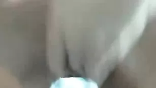 Худенькая чертовка отсасывает дилдо DettyBlondie