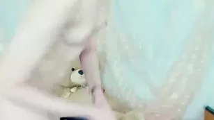 Русская барышня мастурбирует пизду artemida1