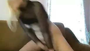 Громкая блондинка эротично трахает анал Miss_Twinkle