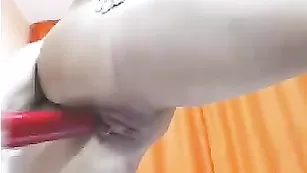Похотливая студентка выебала задницу sweet_clara