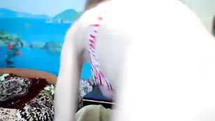 Заводная малышка трахает очко Playfulprude