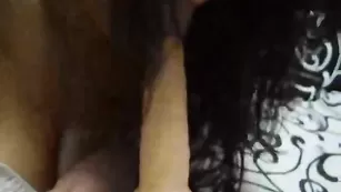 Грудастая курва EroticVip отсасывает страпон