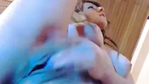 Татуированная курва мастурбирует пизду jullylover19