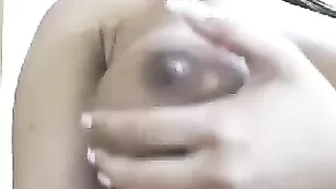 Грудастая бестия танцует стриптиз sweet_clara