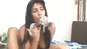 Латинская мамка долбит обе дырочки PERFECTMILF69