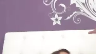 Сучка в чулках CumHunter делает классный минет