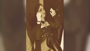 Горячая модель Imperatriza позирует в сексуальных униформах