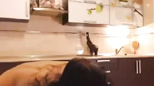 Худая потаскушка мастурбирует пизду DJ_Vanilla