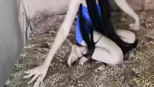 Черноволосая самка мастурбирует пизду Jane_Eyre