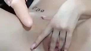 Молодая краля Marylene_ трахает вагину