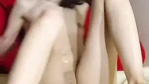 Классная самка ласкает письку cutemandy19