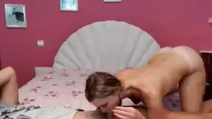 Загорелая малышка сосет хуй LoveToSwing