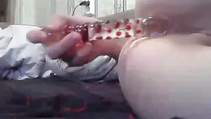 Распутная красавица HelenaGora трахает задницу