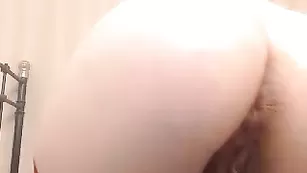 Изысканная сучка трахает анал в привате SheilaLIVE