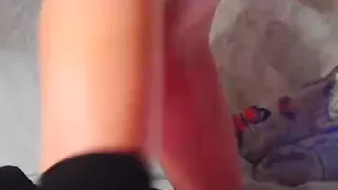 Жопастая пассия DivineExxxtas трахает писечку