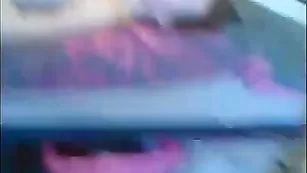 Парочка xxamy_ukxx страстно трахается