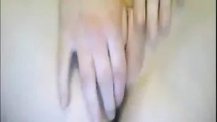 Шикарная девочка milfmommy трахает круглую попку