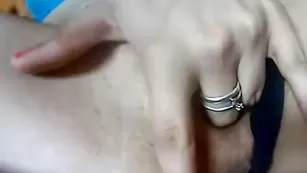 Озорная малышка pamela01sexy занимается мастурбацией