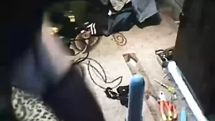 Старушка в очках трахает пизду и кончает elizaboy