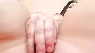 Знойная мамка evafontaine долбит попу фаллосом