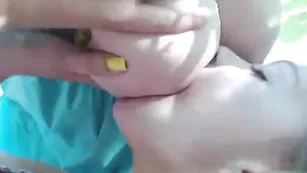 Грудастые шлюшки GreenDollss шалят на природе