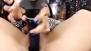 Грудастая латинка SensualLorent ебется секс игрушкой