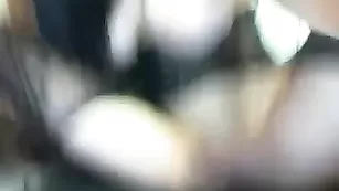 Грудастая стерва Giulia_SeXy шалит с фаллосом