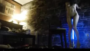 Пылкая шкура Elisa_Death позирует голая