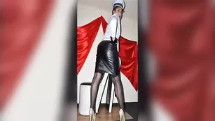 Дикая штучка Imperatriza развратно позирует