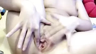 Обнаженная леди BlackSquirtAn дрочит письку