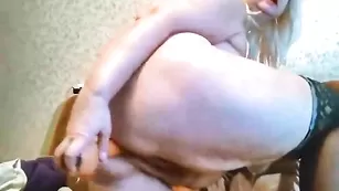 Старушка трахает очко фаллосом Ledi501