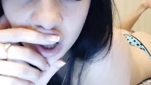Страстная LikaSmile шалит с ловенсом