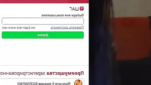 Грудастая брюнеточка MonicaKiss ласкает сосочки и пизду