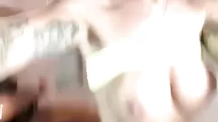 Рыженькая киса CallMeBadGirl мастурбирует