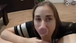 Татуированная шкура долго сосет хуй tipforfun