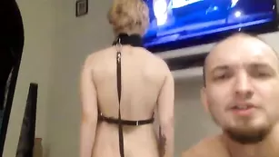 Жесткий трах в ротик блонды JokeEncle