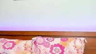 Страстная девочка lena___ трахает задницу