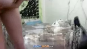 Грудастая путана sexualnaya трахает пизденку