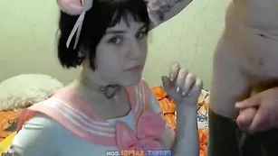 Похотливая сучка трахается в пизду KonohaParty