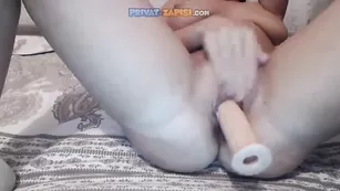 Грудастая бестия трахает пизденку Misskristina