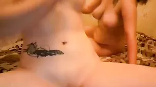 Голые лесби мастурбируют пизду 1703piter