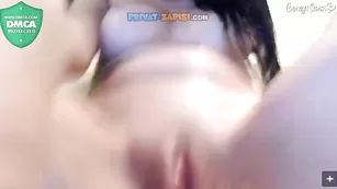 Юная шалава трахает киску ловенсом angelsoflovee