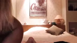 Элитная модель разрабатывает очко SexySabotage