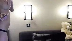 Две богини killertitsx2 дразнят шикарными формами