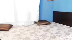 Лесбиянки babymelony ебутся страпоном на ремне