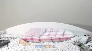 Блондинка liliana999 скачет на самотыке