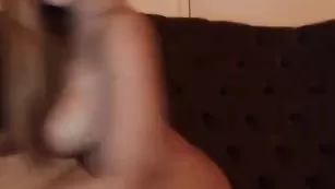 Сисястая детка SexySabotage позирует голая