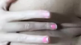 Сексуальная модель Melena_dwnln трахает задницу