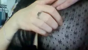 Жаркая нимфа Nejnosti мастурбирует пизду в привате