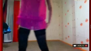 Зачетная xKisulyax ласкает сисечки и пизду